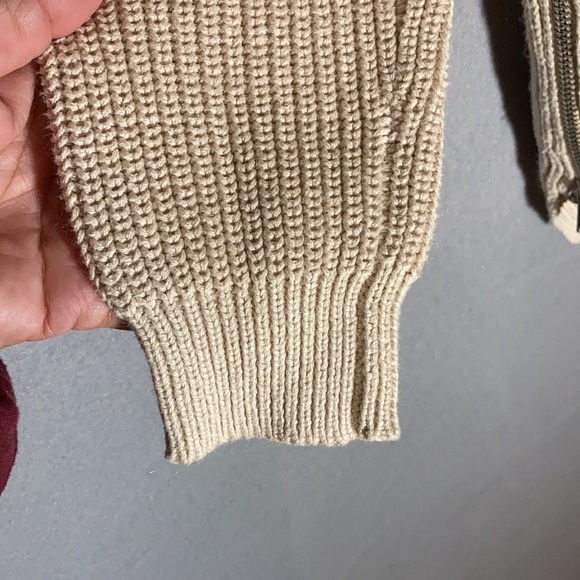 Divided Cream colored sweater Sz XS - Picture 7 of 8